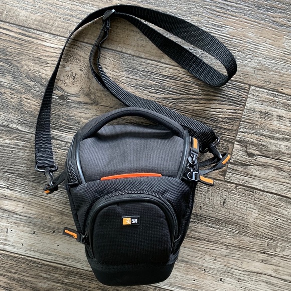 Case Logic Camera Bag - Picture 4 of 11